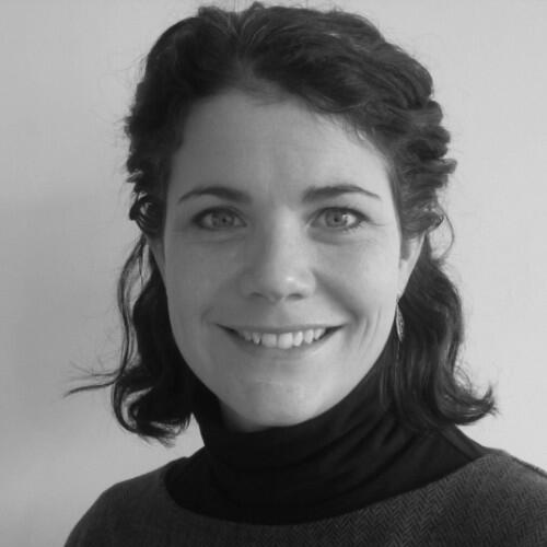 Bethany Eckley is an experienced researcher, analyst and facilitator. She focuses on helping organisations to articulate and measure their impact, and to learn from all that they do.